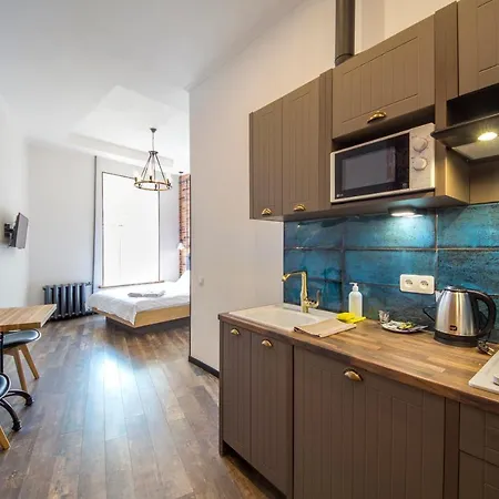 Loft Design Near Maidan Апартаменти