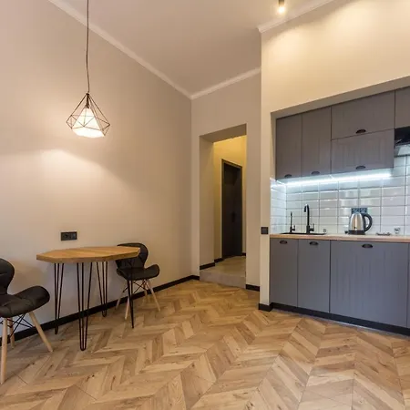 Апартаменти Loft Design Near Maidan Київ